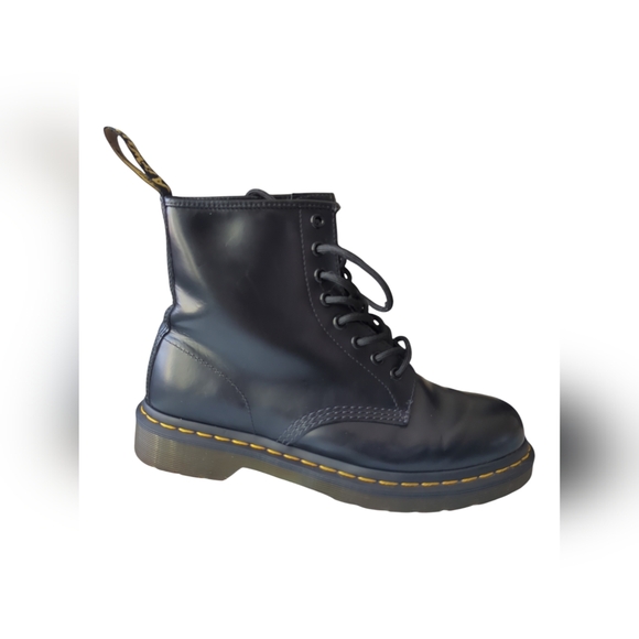 Combat Boots- Dr. Martens 1460 Originals- Unisex 8W-7M. Slip-Resistant - Picture 6 of 17